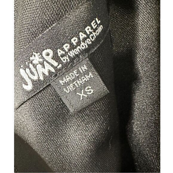 NWT JUMP APPAREL Womens Cap Sleeve V Neck Short Party Fit Flare LBD size XS - Picture 4 of 11